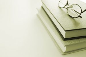 本とメガネ