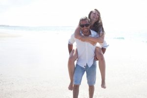 おんぶでにっこり